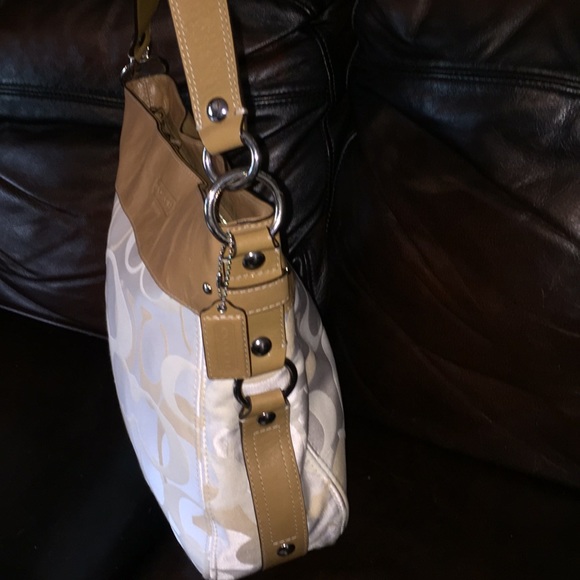 BIG  COACH HOBO - Picture 10 of 14